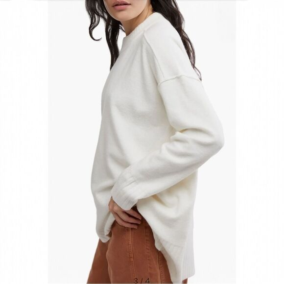 Free People Phoebe White Knit Pullover Tunic Slit Oversized Sweater S NEW $168 - Picture 2 of 11